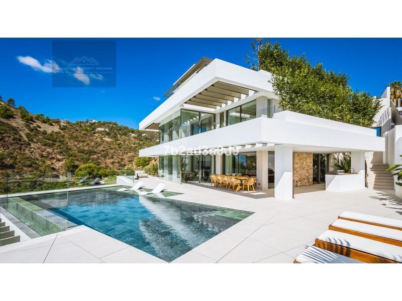 Detached House 6 Bedrooms Sale Marbella In Marbella, Andalusia, Spain