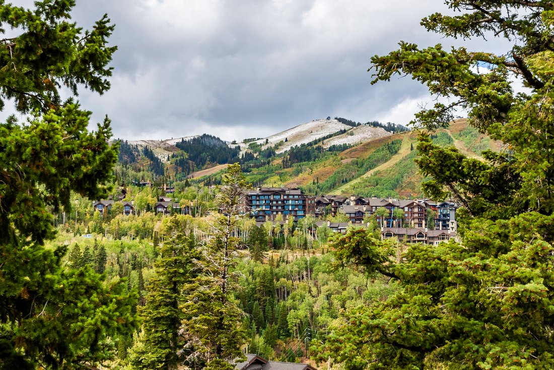 Authentic Deer Valley Lodge In Park City, Utah, United States For Sale