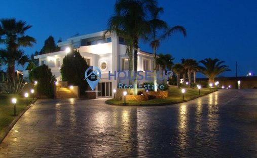 Villa in Kropia, Attica, Greece 1