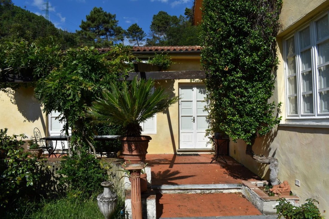 Country House in Camaiore, Tuscany, Italy 1 - 14735826