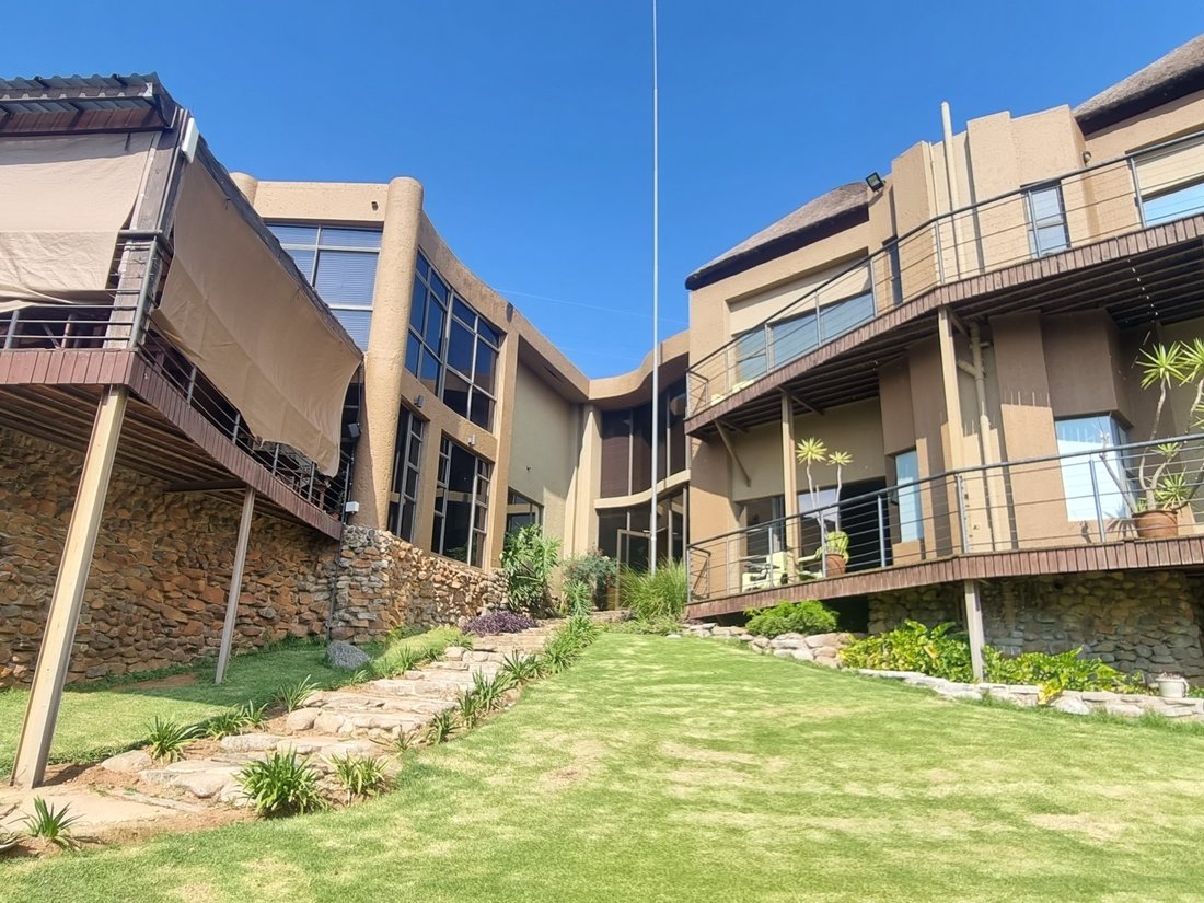 Mangaung Metropolitan Municipality, Free State, South Africa 1 - 14735541