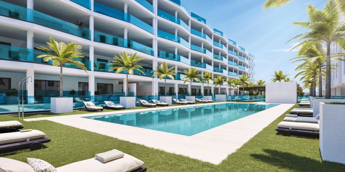 Penthouse in Fuengirola, Andalusia, Spain 4 - 14736584