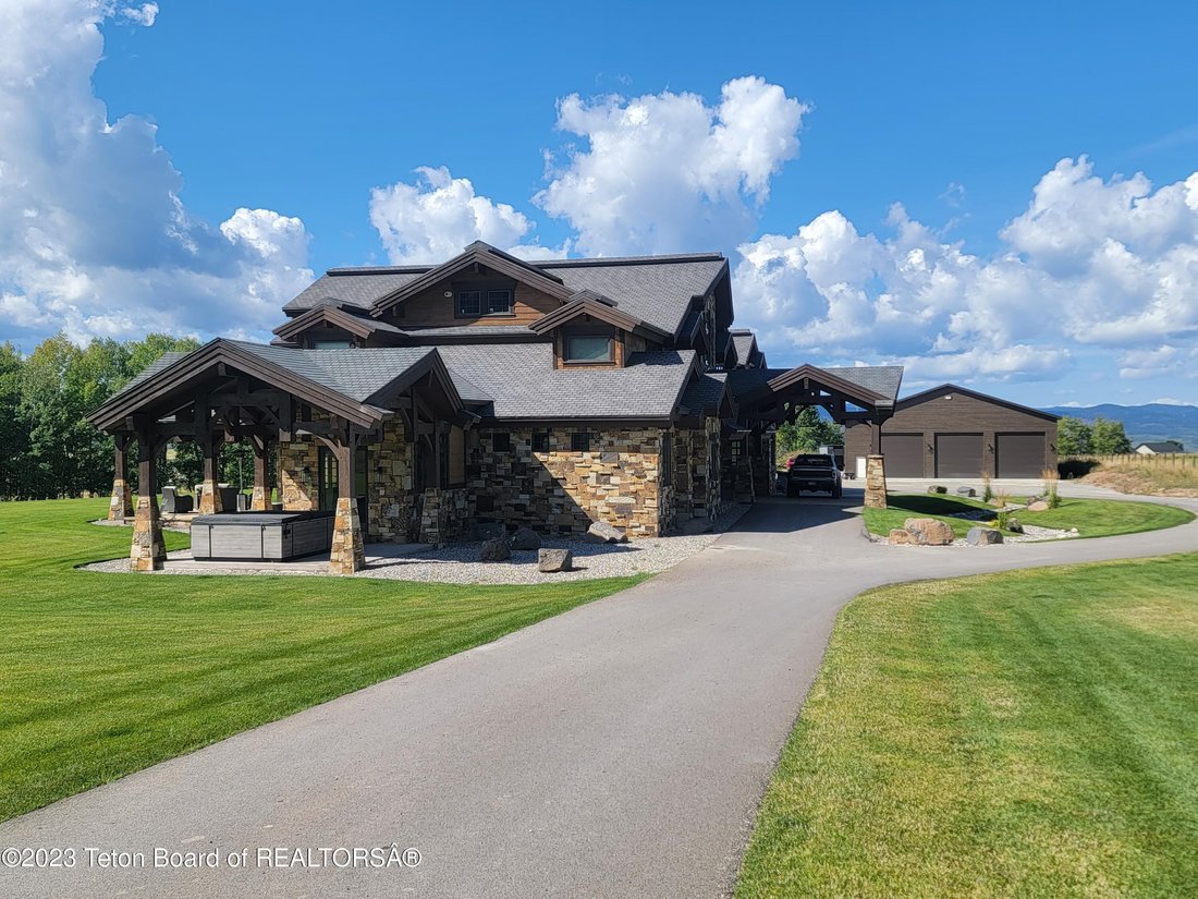 Residential Bedford In Thayne, Wyoming, United States For Sale (14735572)