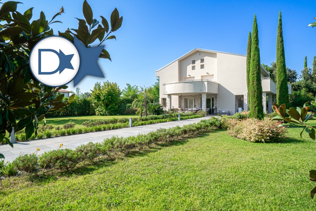 Villa in Center, Forte dei Marmi, Tuscany 1 - 14733404