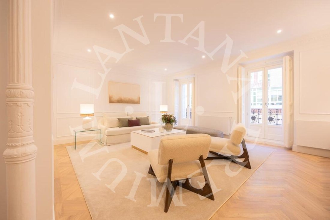 Apartment in Barrio Salamanca, Madrid, Spain 3 - 14740024