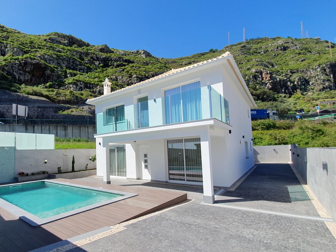 Villa in Machico, Autonome Region Madeira, Portugal 1 - 14164138
