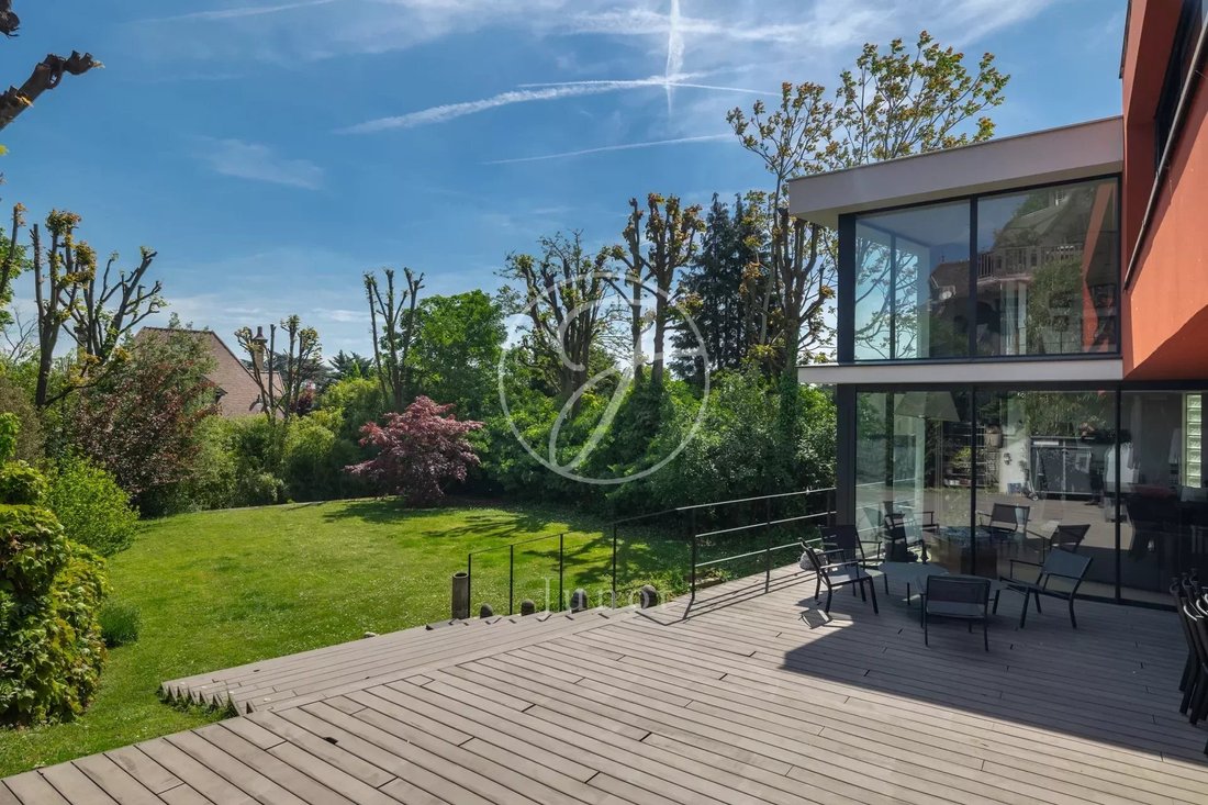 Saint Cloud House In Saint Cloud, île De France, France For Sale (14742423)