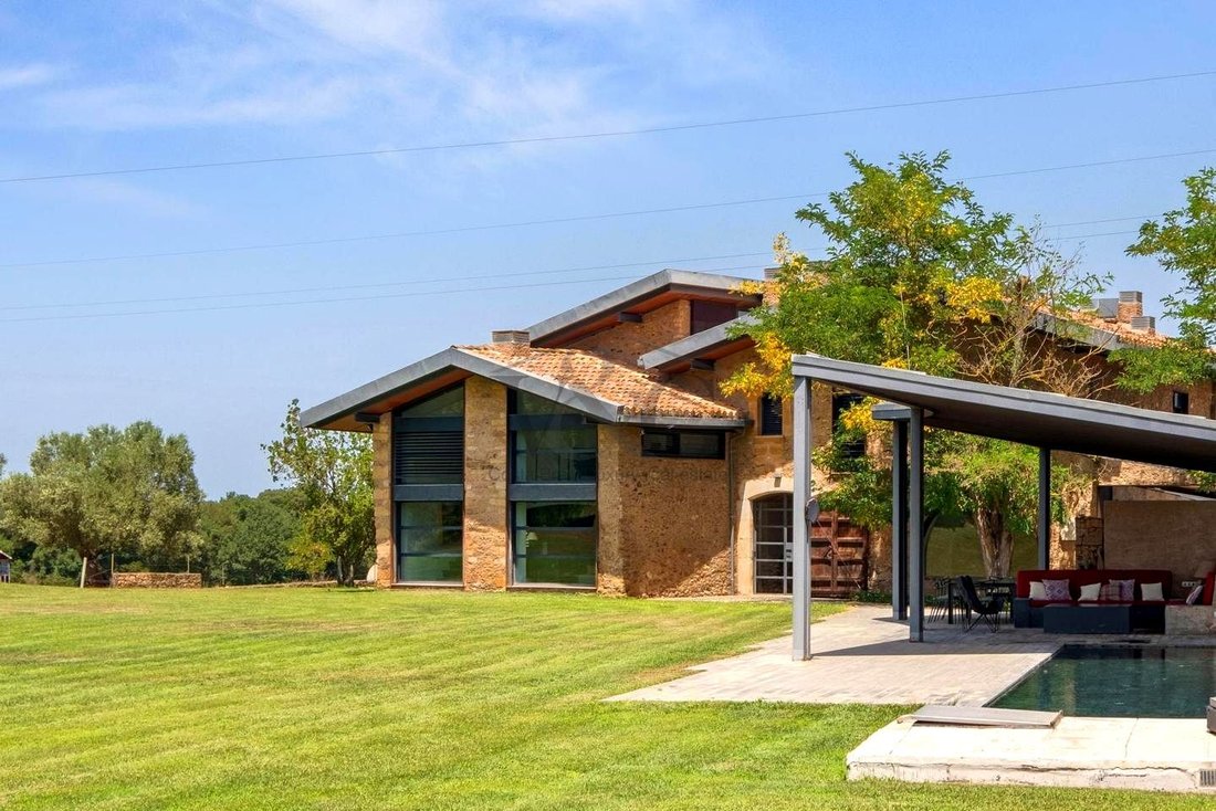 Villa in Sant Climent de Peralta, Forallac, Spain 2 - 14729833