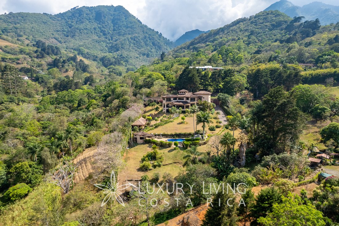1808 A Luxury Retreat In The In San Antonio, San José Province, Costa
