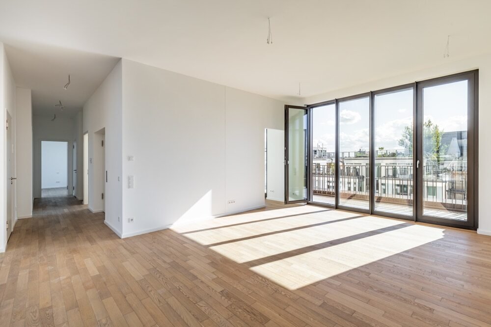 View of Panoramic Penthouse With 3,5 Rooms And 40m2 Worth Of In Berlin, Berlin ...
