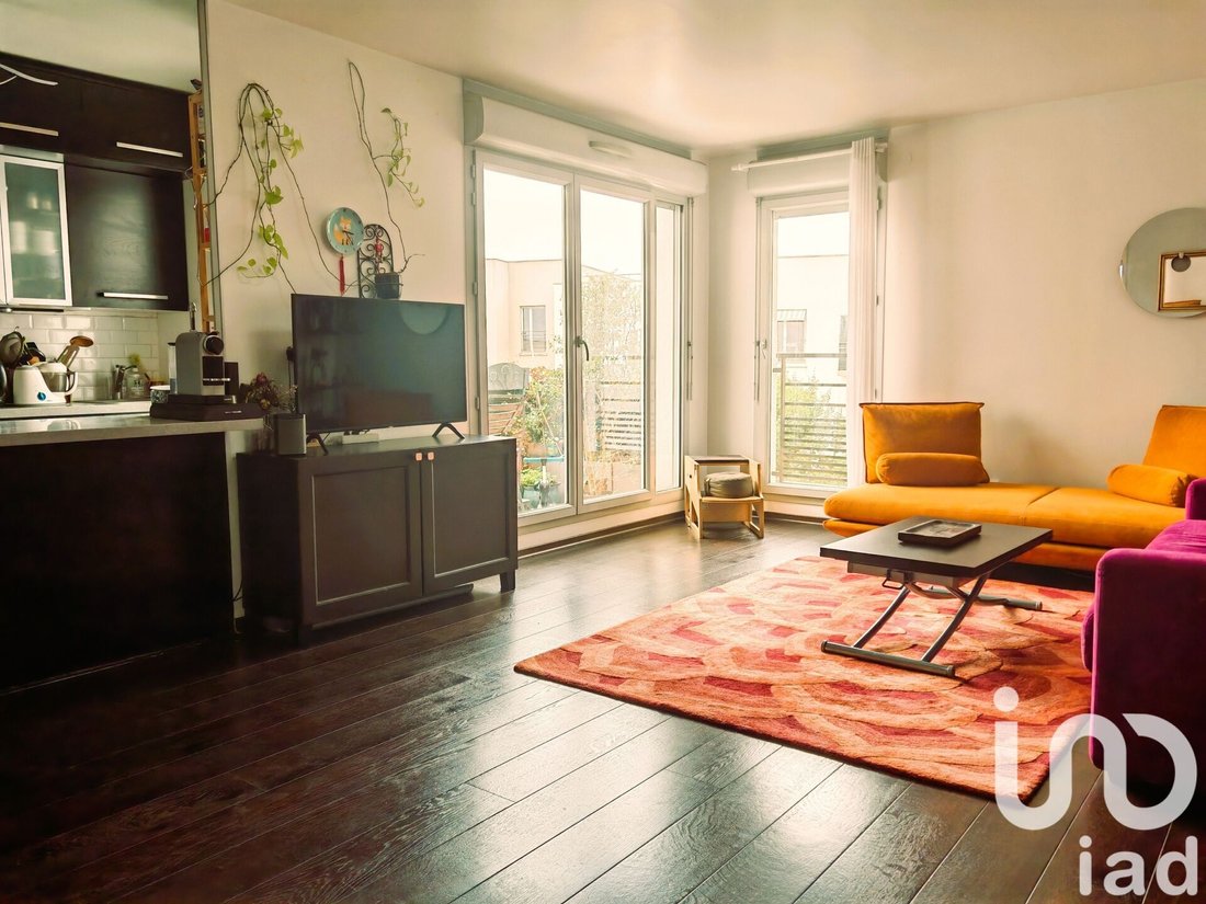 Vente Appartement 4 Pièces In Pantin, île De France, France For Sale