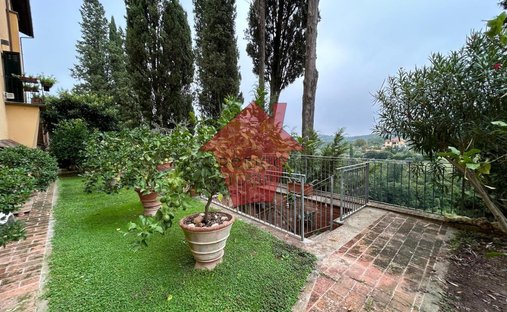 Villa a Montopoli, Toscana, Italia 1