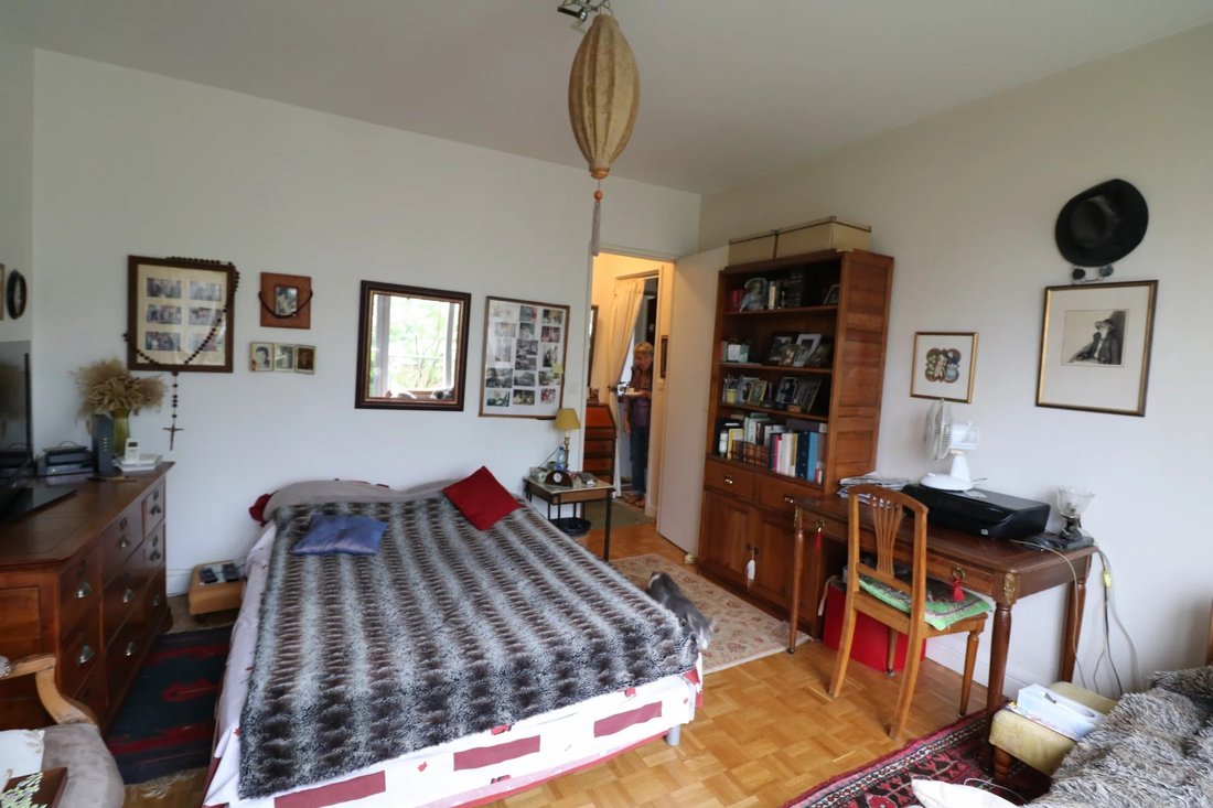 Versailles Apartment In Versailles, île De France, France For Sale (14742371)