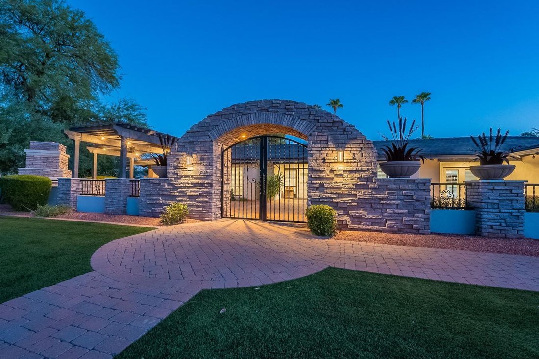 House in Scottsdale, Arizona, United States 2 - 14742874