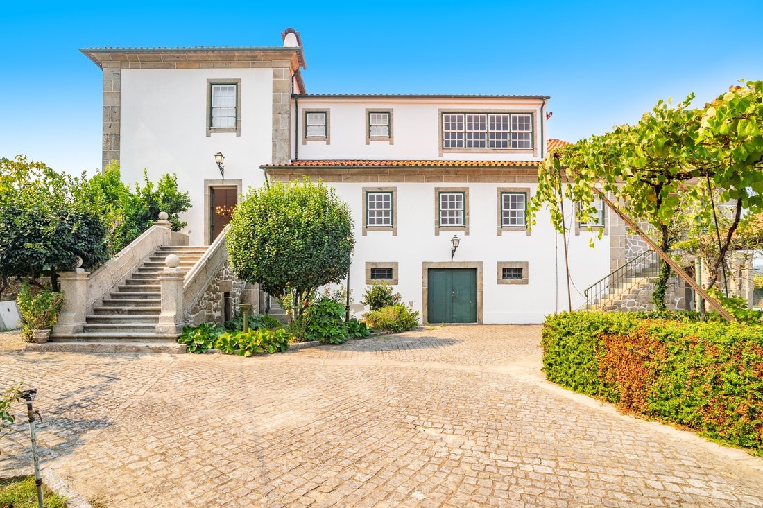 Farm Ranch in Amares e Figueiredo, Braga, Portugal 1 - 14743053