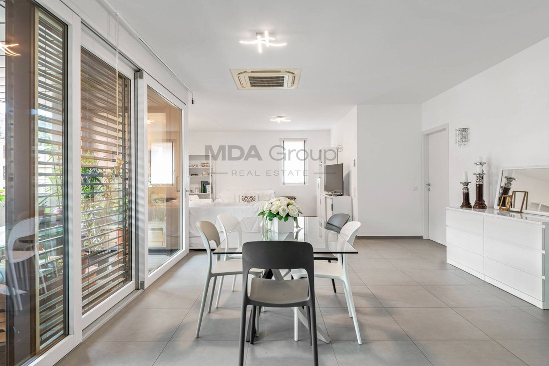 Apartment in Lugano, Ticino, Switzerland 4 - 14743494