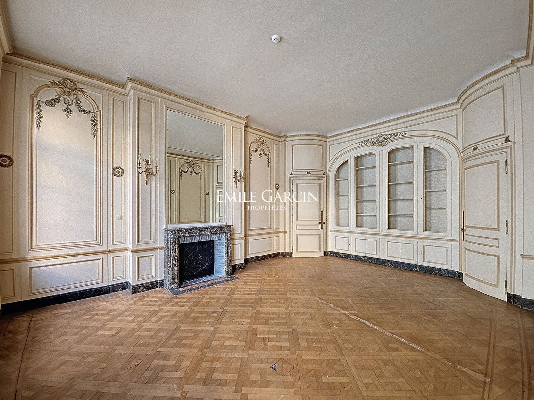 Saint-Josse-ten-Noode, Brussels, Belgium 5 - 14743813