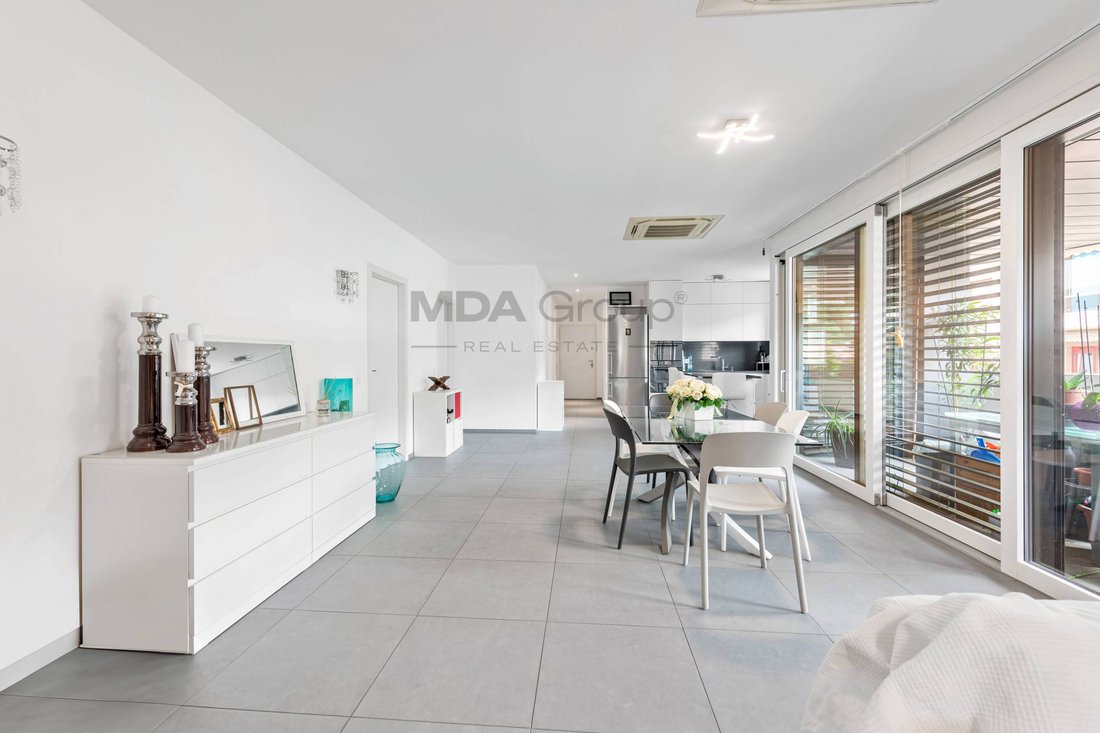 Apartment in Lugano, Ticino, Switzerland 2 - 14743494