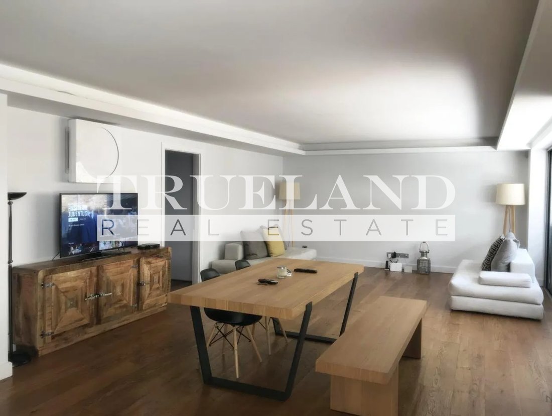 Apartment in Sunoikia Kolonakiou, 1st District of Athens, Athens 1 - 14743455