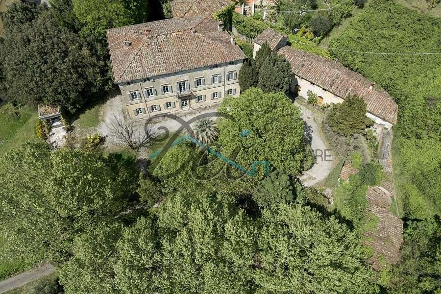 Villa in Pieve di Brancoli, Lucca, Tuscany 1 - 14743539