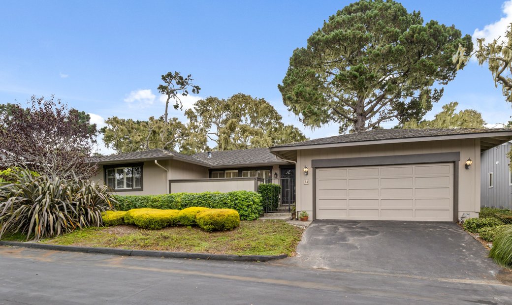 34 Country Club In Pacific Grove, California, United States For Sale