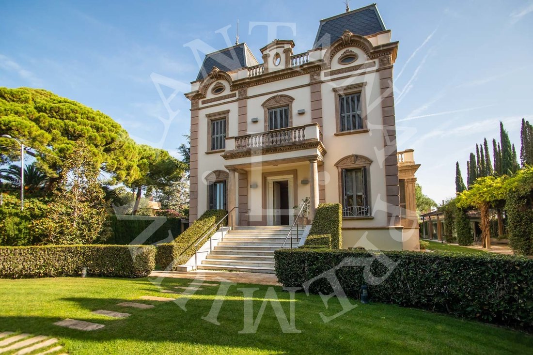 House in Sant Just Desvern, Catalonia, Spain 1 - 14744706
