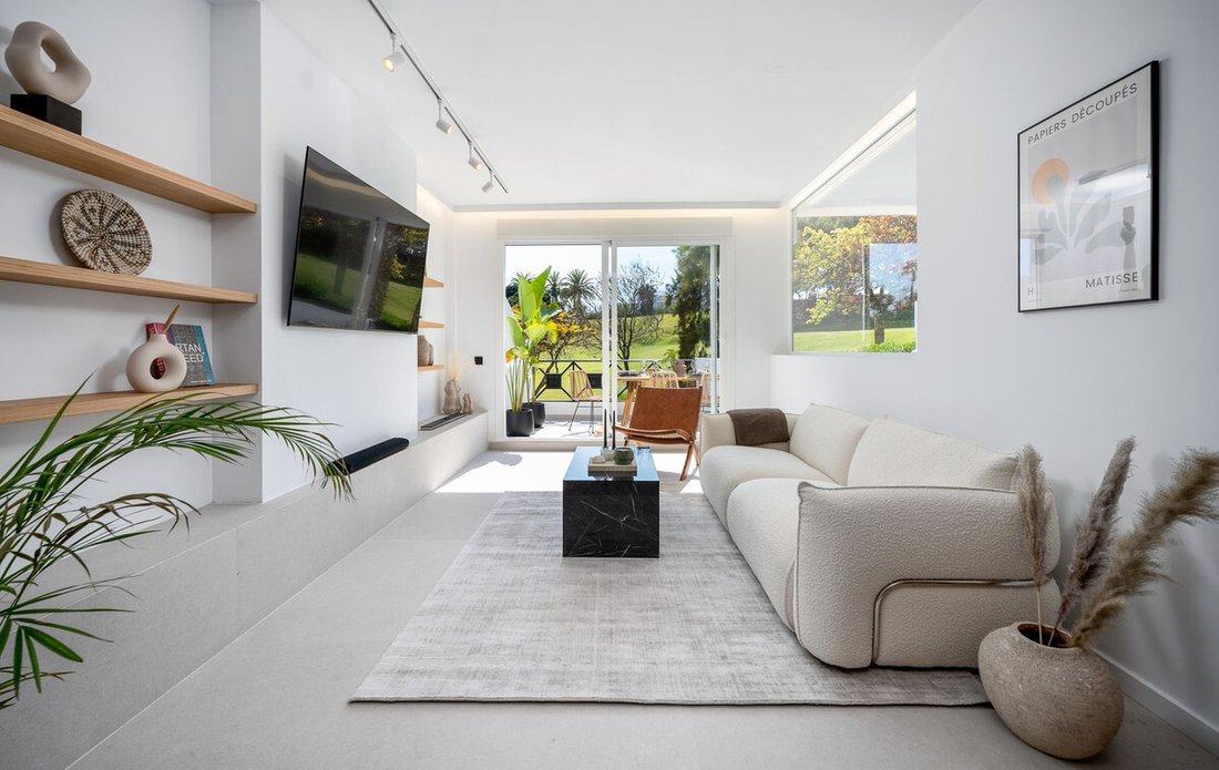 Apartment, Estepona In Estepona, Andalusia, Spain For Sale (14745505)