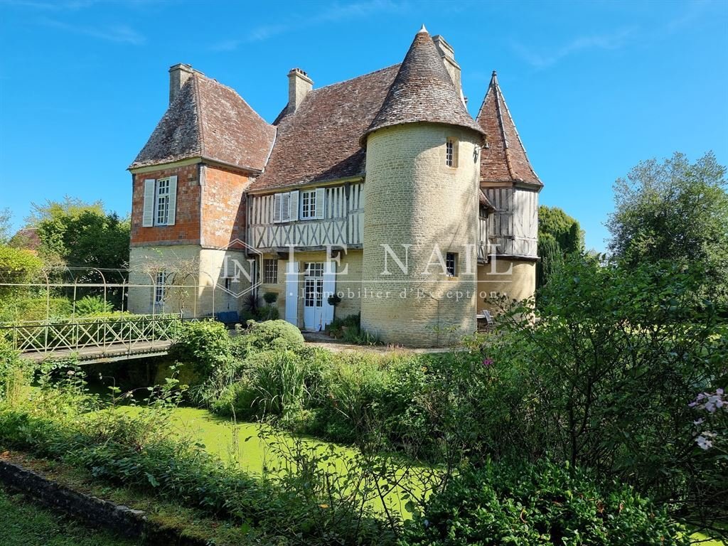 15th C. Norman Manor, Historic In Saint Pierre En Auge, Normandy
