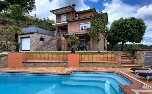 Chalet a Olost, Catalogna, Spagna 1