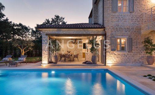 Villa in Ladici, Istria County, Croatia 1