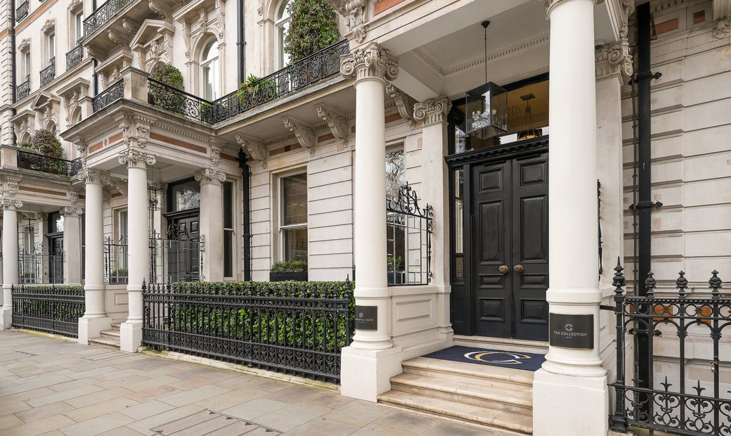 Luxury Apartment In An Exclusive Development In London, England, United