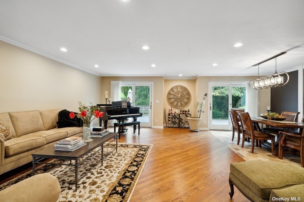 Condo Jericho In Jericho, New York, United States For Sale (14745551)