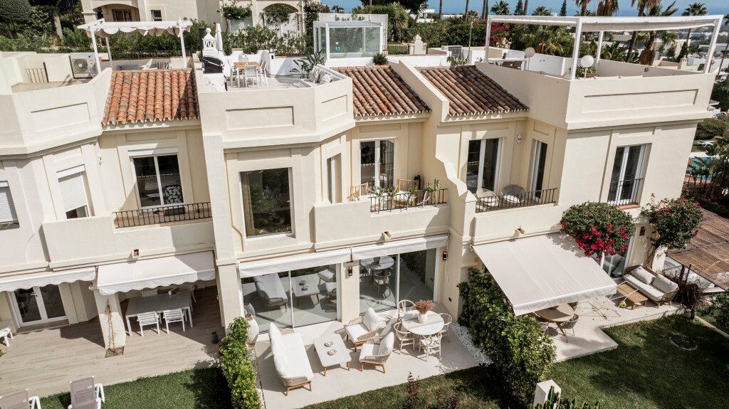 Townhouse in La Quinta, Benahavis, Andalusia 2 - 14747990