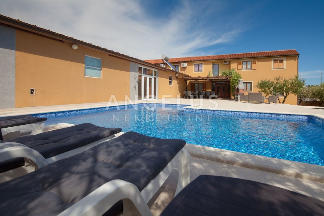 House in Grad Pula, Istria County, Croatia 2 - 14746403