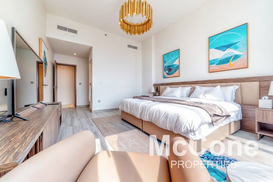 Beautiful Sea View Vacant Unit In Dubai, Dubai, United Arab