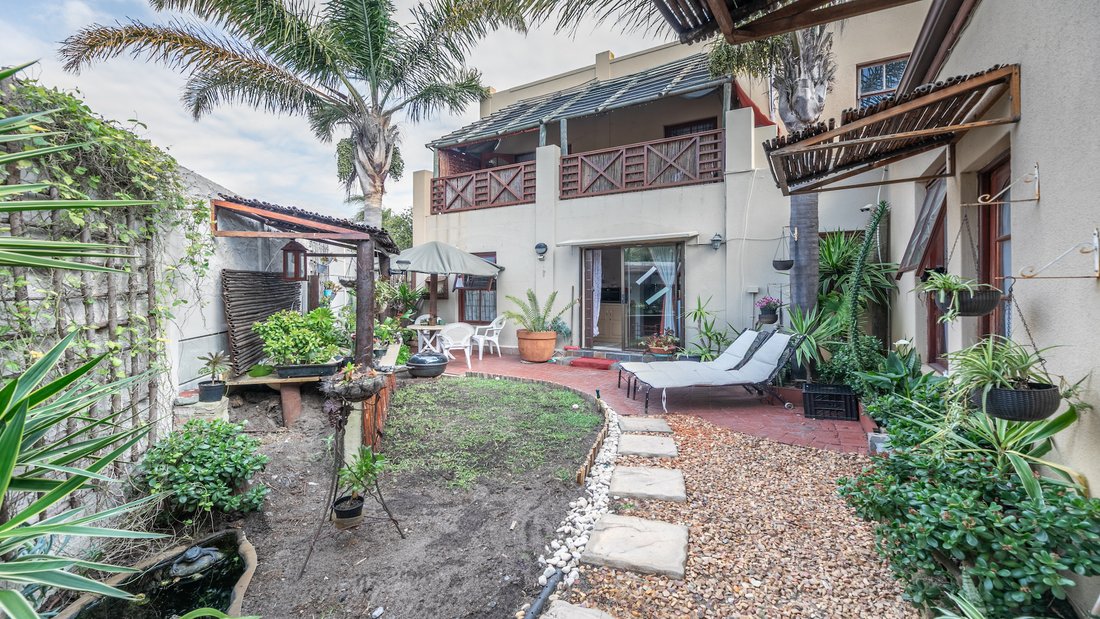 Potential R 70 000 P/M Self In Cape Town, Western Cape, South