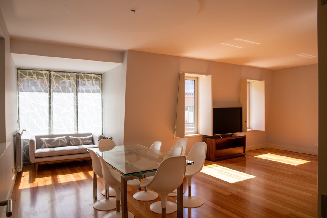 Two Bedroom Apartment In Estrela, With 2 Parking In Lisbon, Lisbon