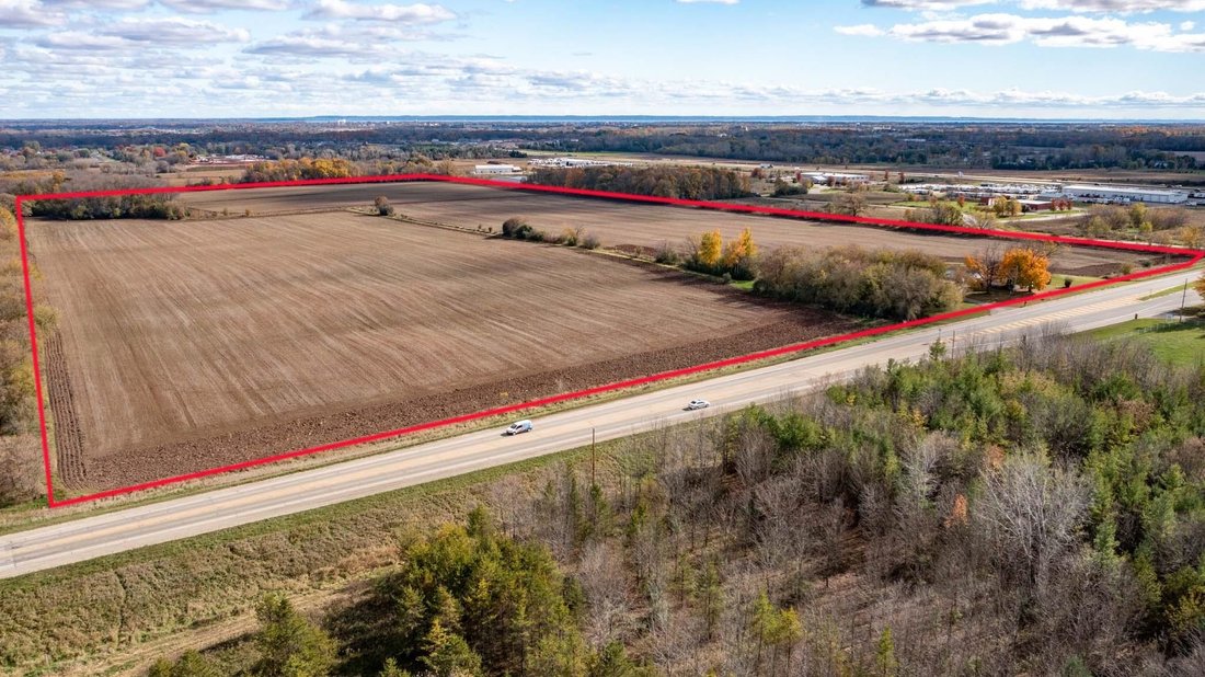 Land in Neenah, Wisconsin, United States 2 - 14746187