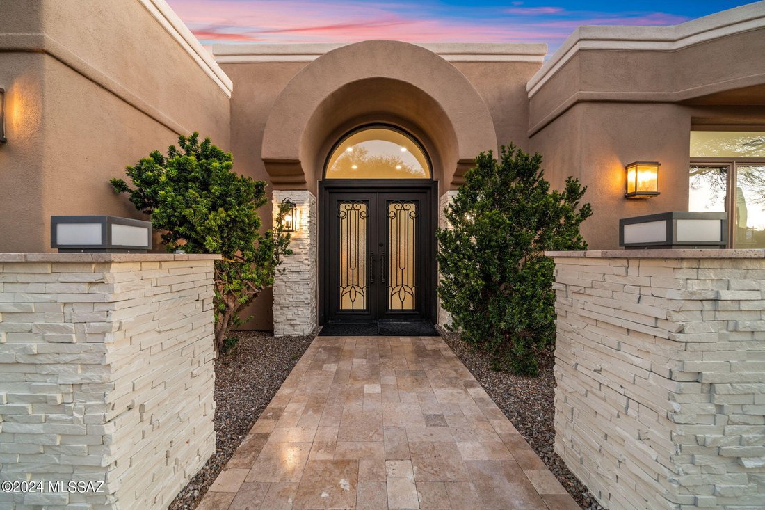 Grand Estate Privately Nestled In Gated In Tucson, Arizona, United