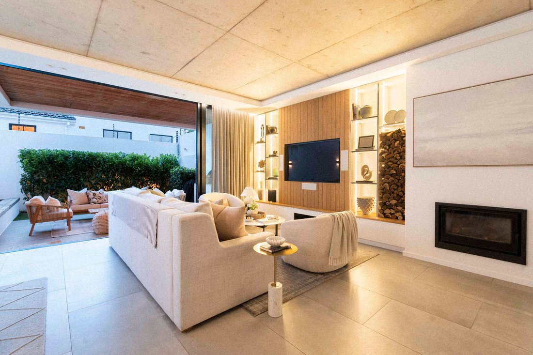 Sophisticated Modern Home With Luxury In Cape Town, Western Cape, South