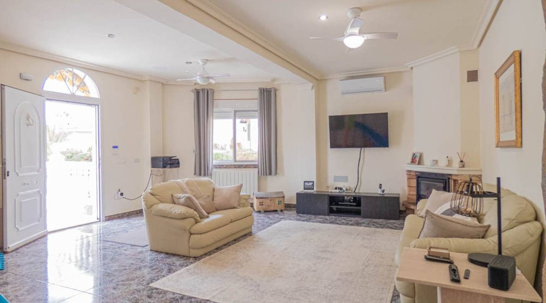 Villa in Benferri, Valencian Community, Spain 4 - 14745437