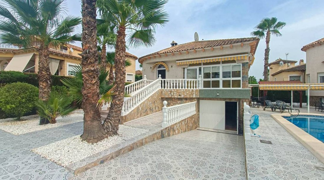 Villa in Benferri, Valencian Community, Spain 2 - 14745437