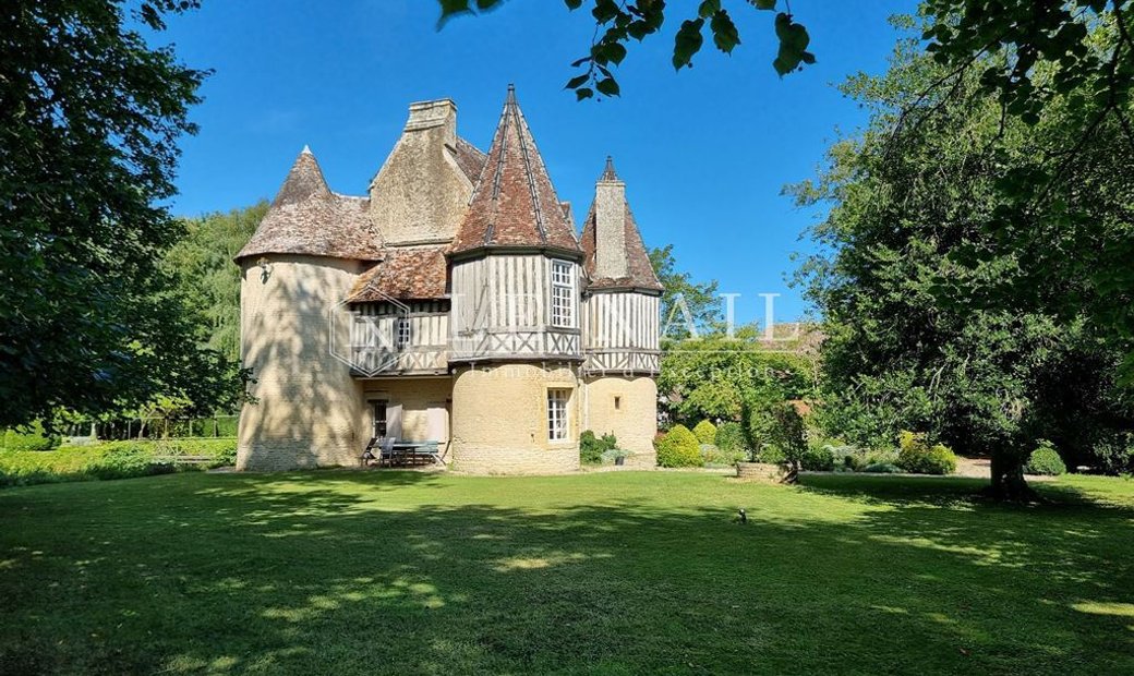 15th C. Norman Manor, Historic In Saint Pierre En Auge, Normandy