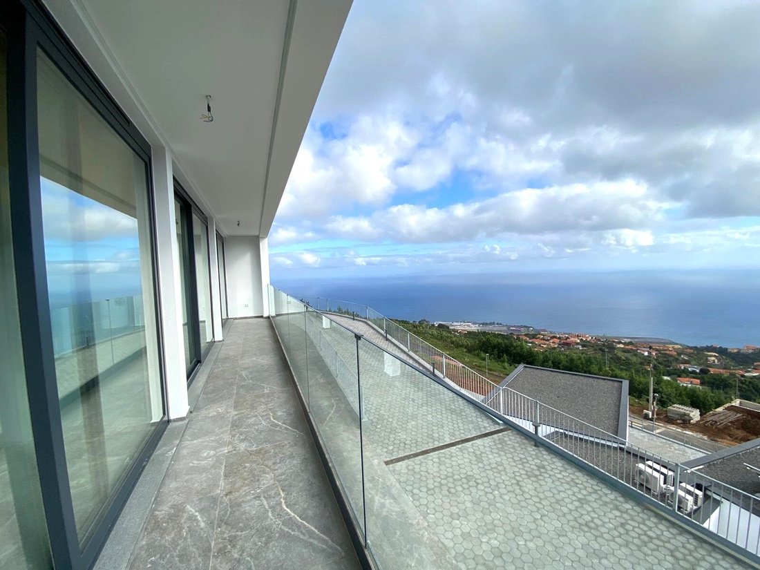 Villa in Santa Cruz, Autonome Region Madeira, Portugal 1 - 14160011