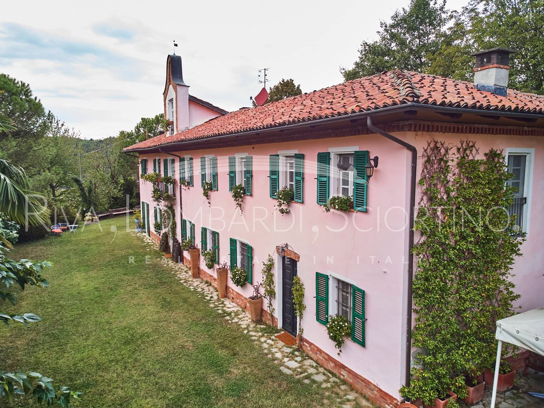 Villa in Berzano di San Pietro, Piedmont, Italy 2 - 14749419