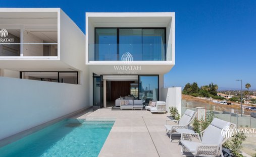 Townhouse in Olhos de Agua, Algarve, Portugal 1