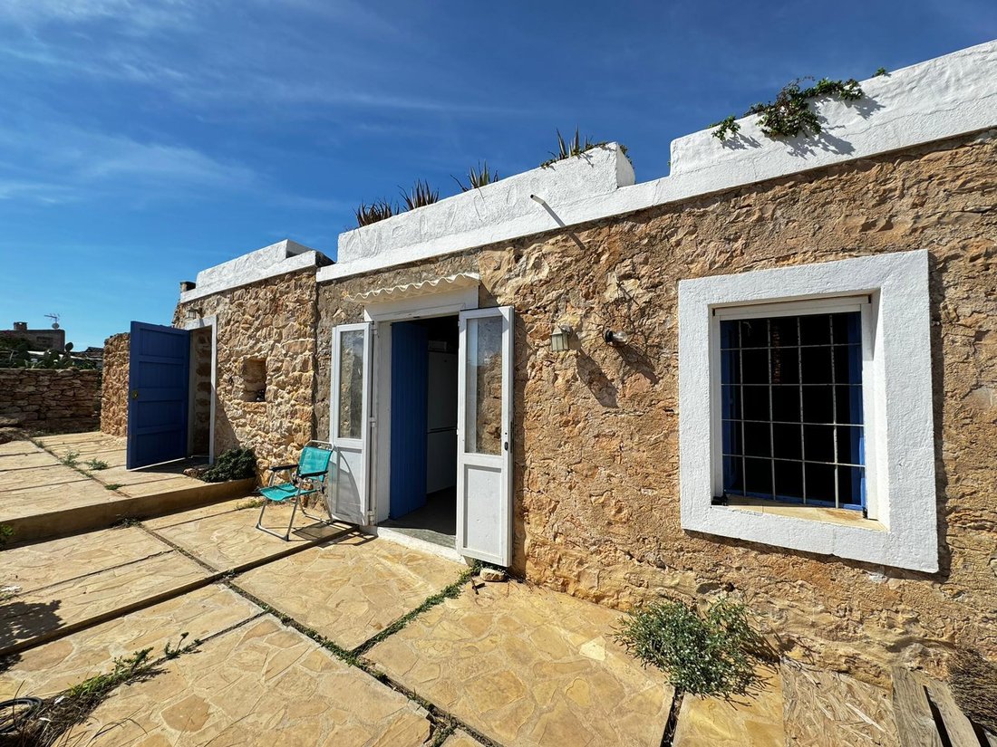 Expandable Rustic Estate With In Sant Francesc Xavier, Balearic Islands