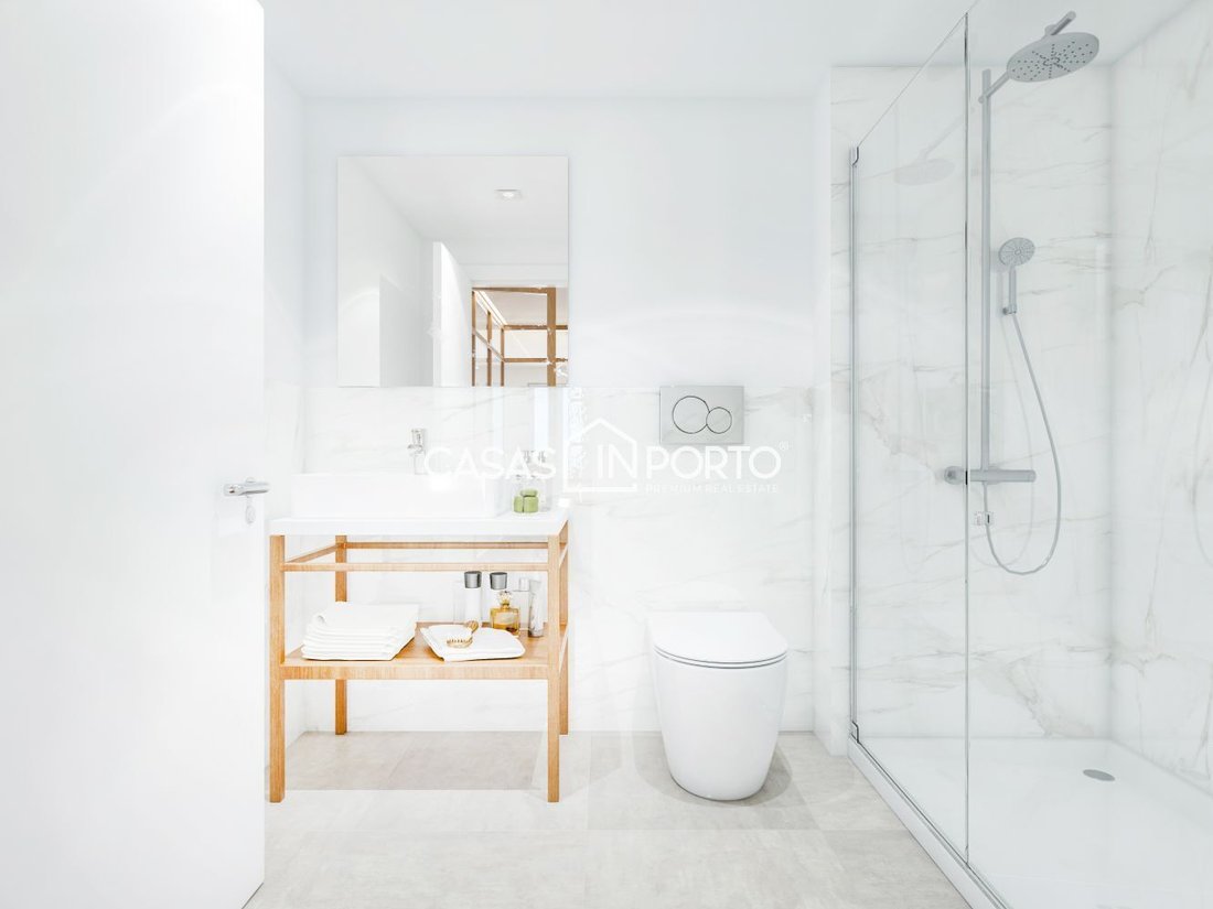 Apartment in Cedofeita, Santo Ildefonso, Se, Miragaia, Sao Nicolau e Vitoria, Porto District, Portugal 5 - 14750716