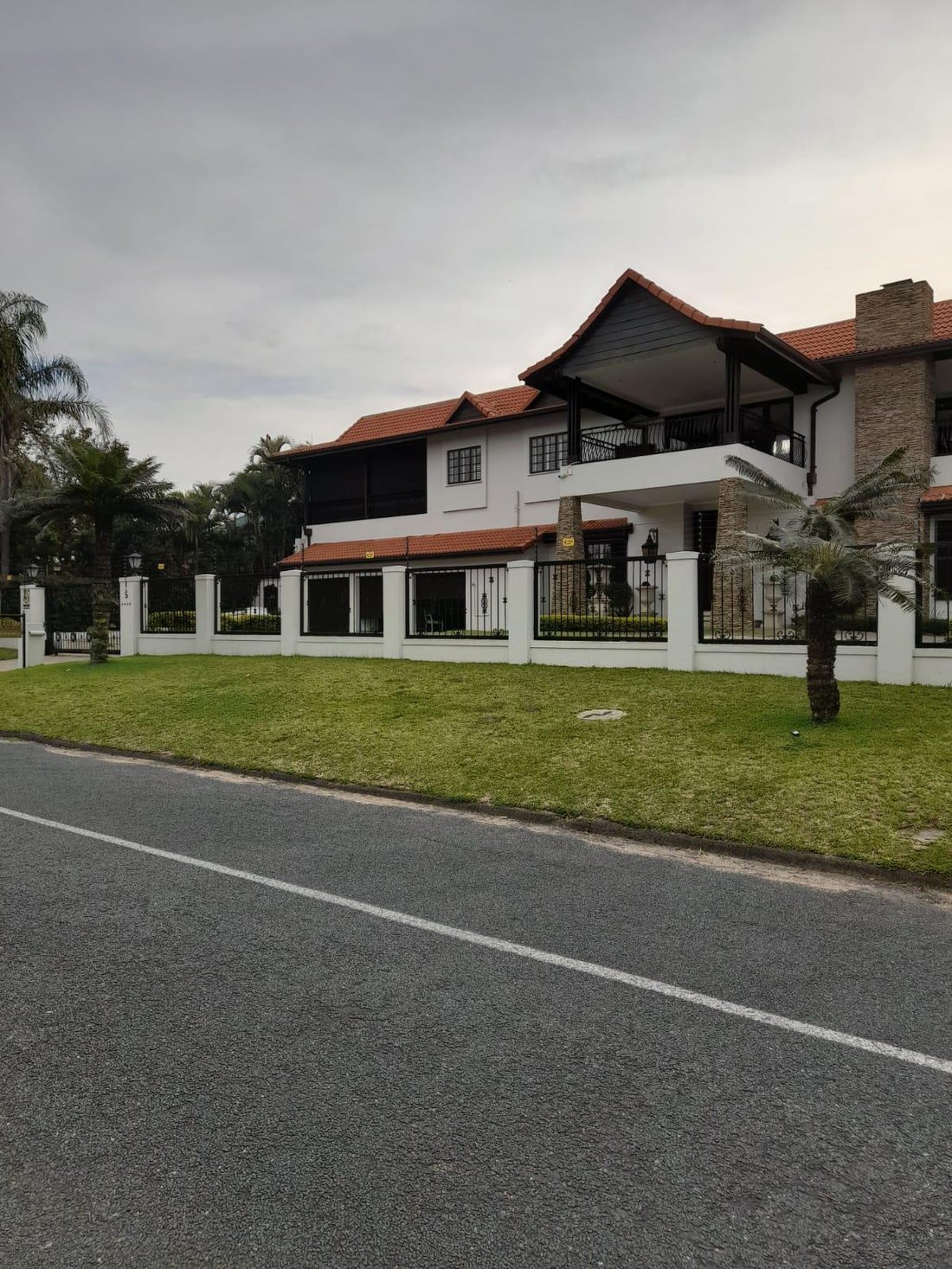House in La Lucia, KwaZulu-Natal, South Africa 1 - 14751088