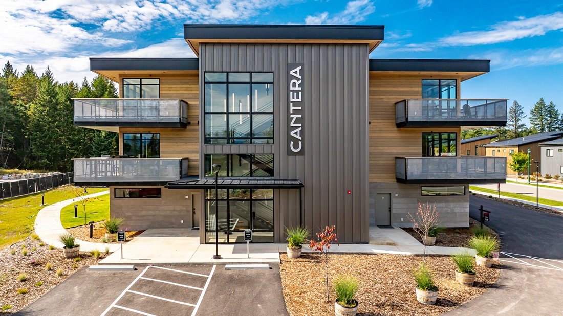 86 Serpentine Circle 304 In Whitefish, Montana, United States For Sale